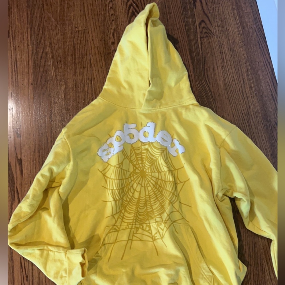 Sp5der hoodie… size XL fits Large like pro club heavy Material very nice ⚡️⚡️⚡️